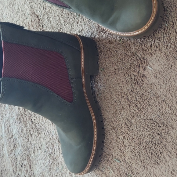 Olive Green Women's Boots - Picture 2 of 5